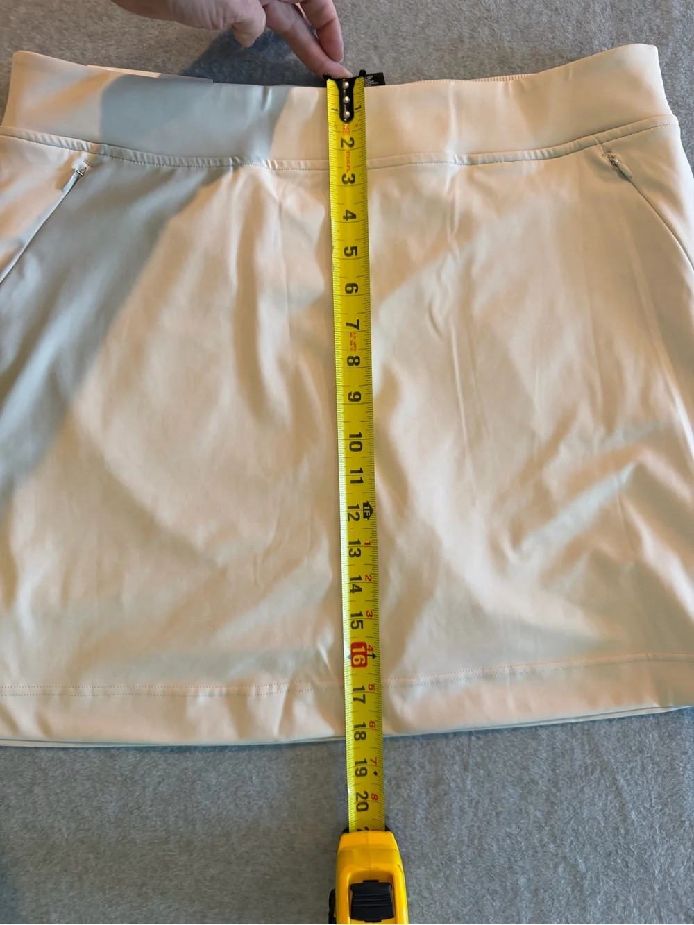 NWT 32 Degrees Cool Womens Sz L Stone (Gray) Skort preppy Athleisure Comfort